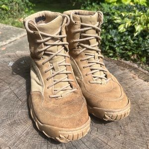 MEN'S OAKLEY ASSAULT BOOTS SIZE 9.5 Desert Tan Military Tactical - Mid Top